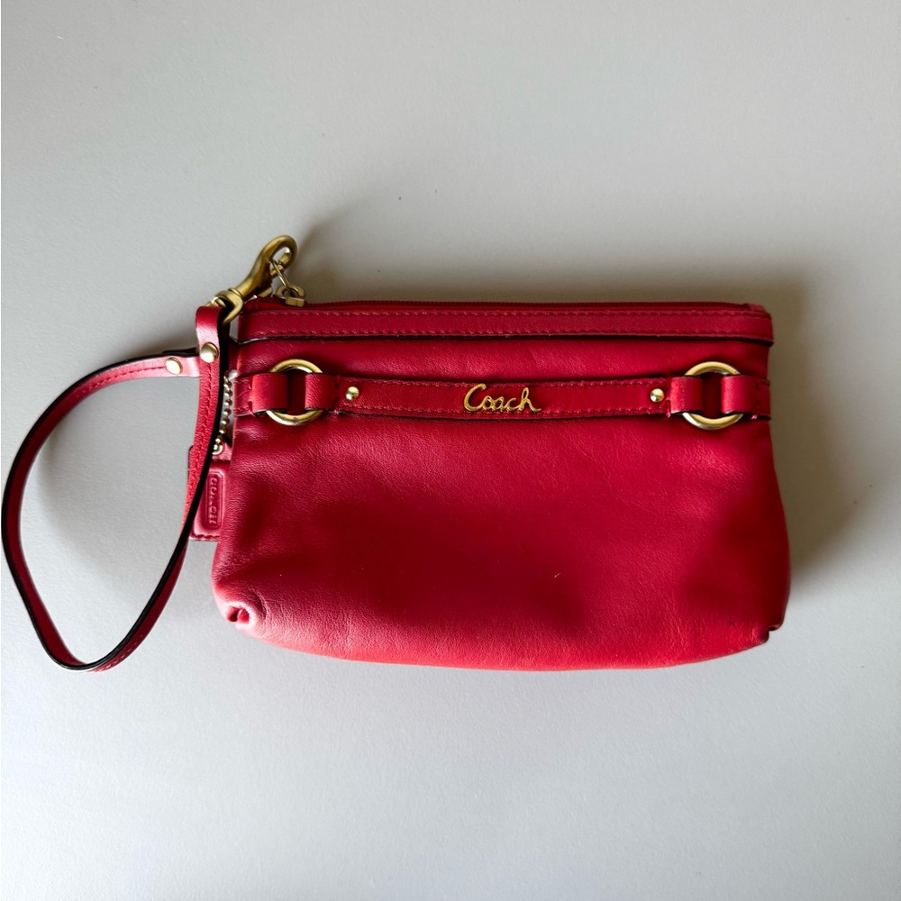 Coach Dark Orange Coral Leather Wristlet Clutch Bag Gold Tone‎ Hardware